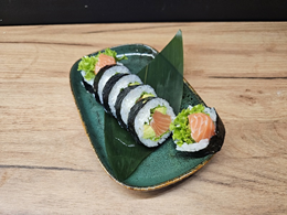 Futomaki: Surowy łosoś